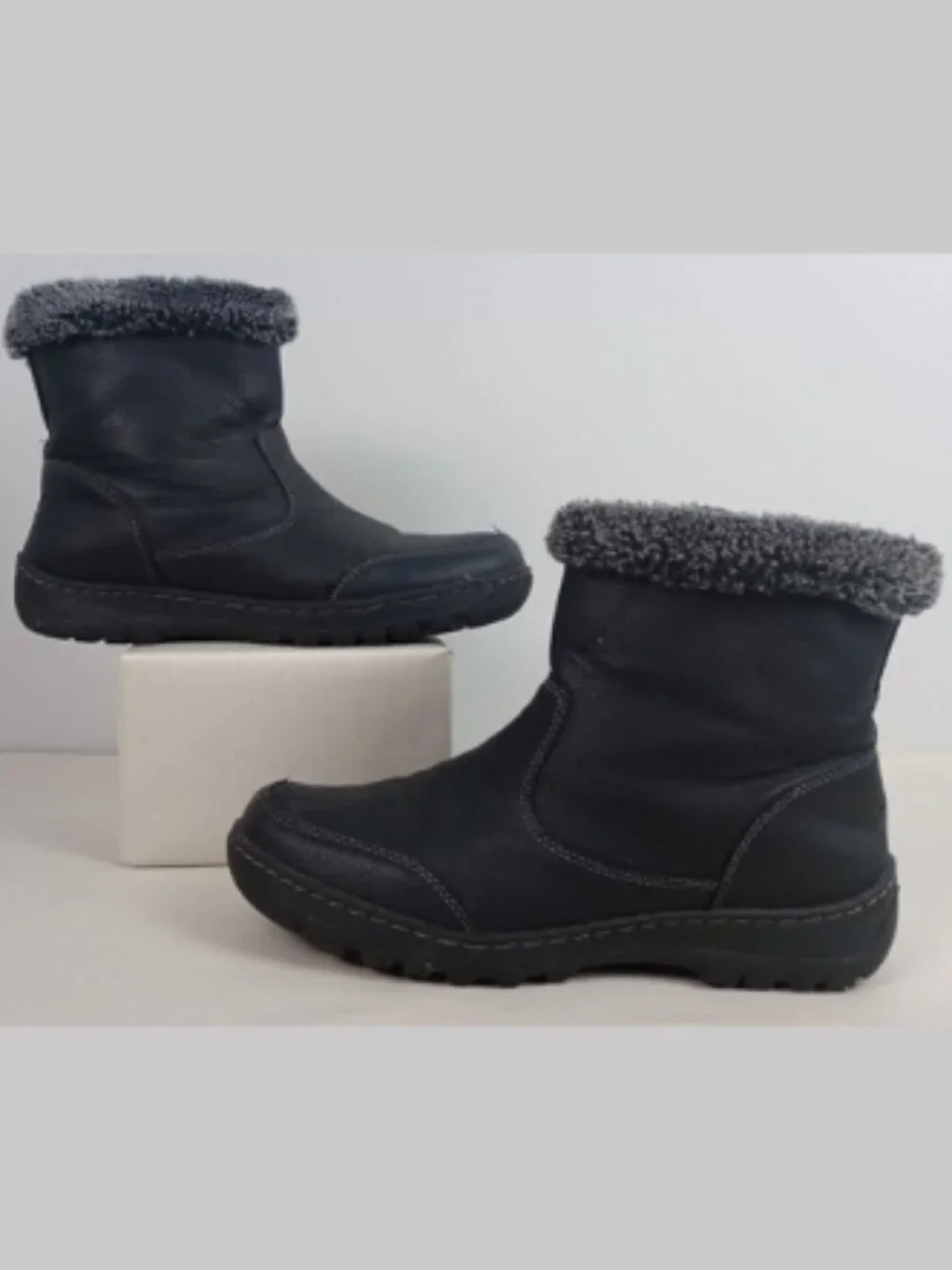 Khombu Womens 8M Black Addison Faux‎ Fur Winter Snow All Man Made Boots